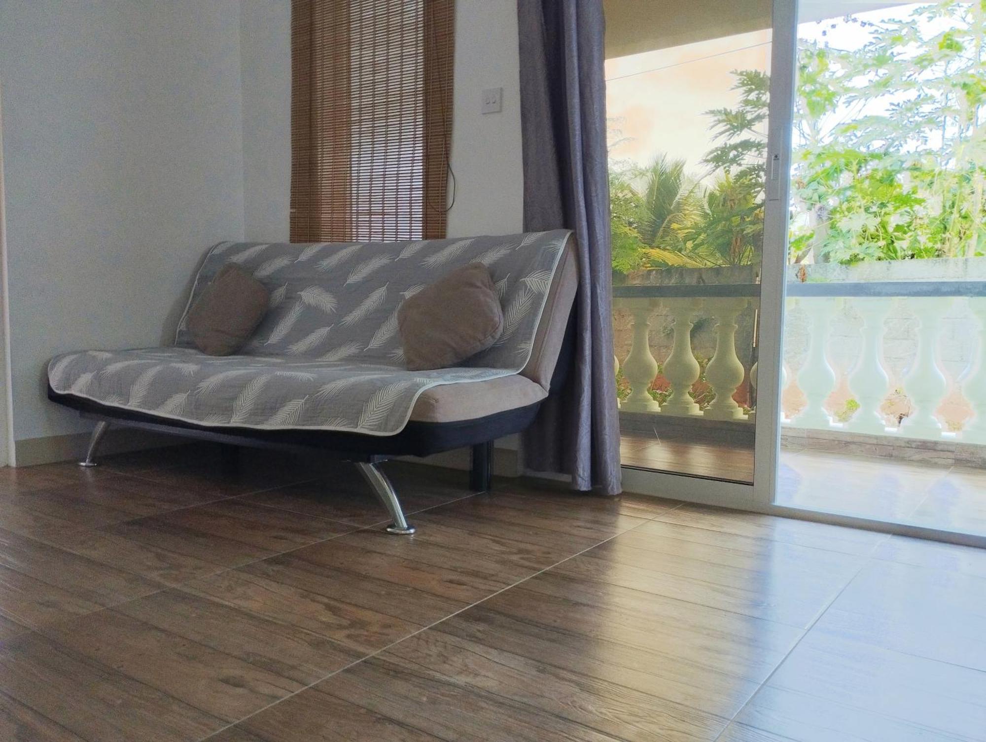 Dovass Self Catering Apartments タカマカ エクステリア 写真